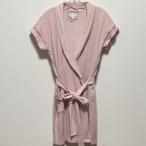 Victoria's Secret Vintage 80’s "Gold Label" pink short sleeve short tie robe